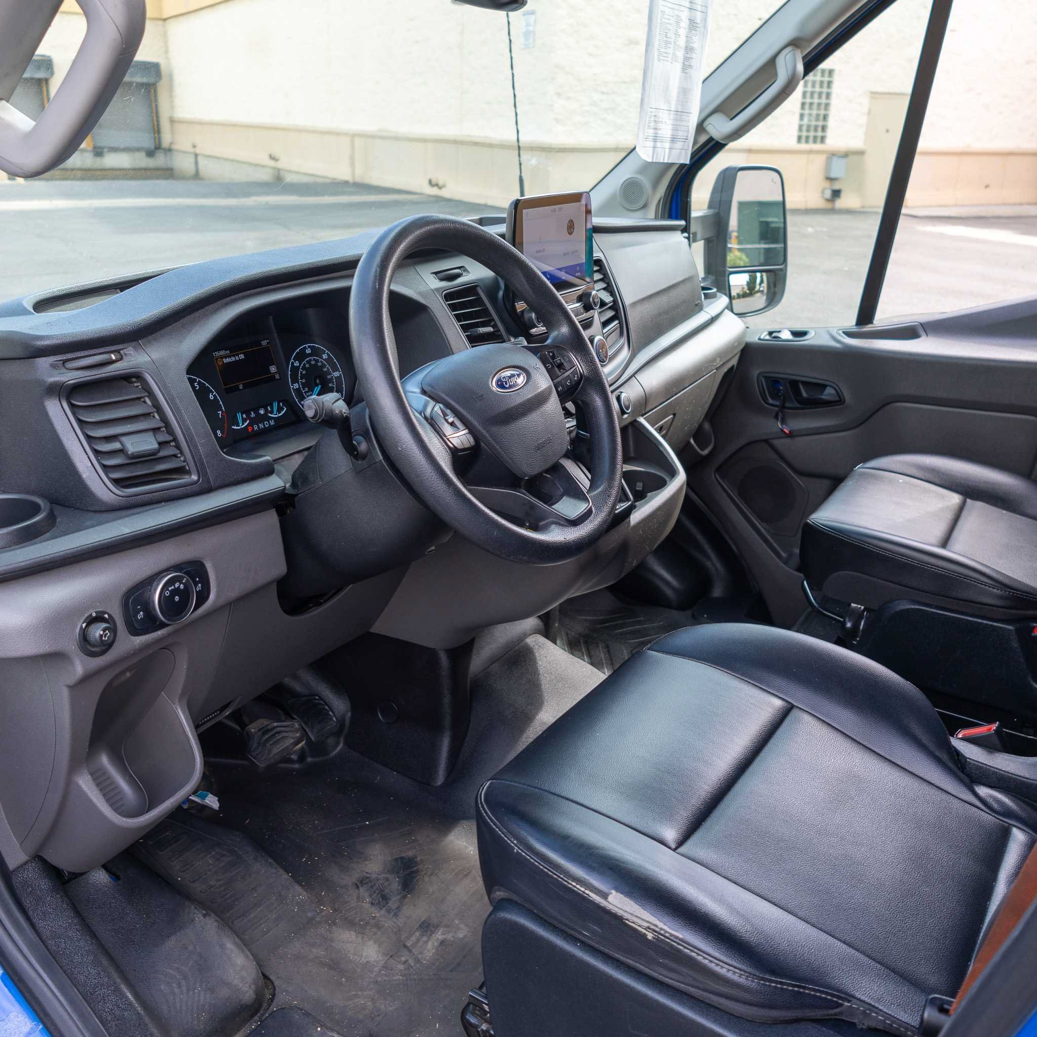 Used 2020 Ford Transit 250 Medium Roof RWD image 11