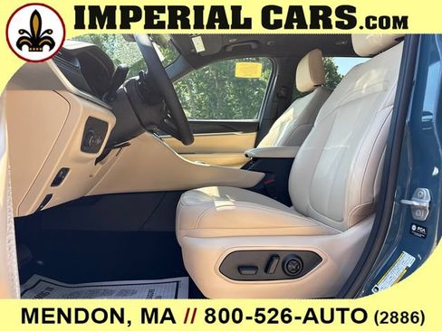 New 2026 Jeep Grand Cherokee Limited w/ Limited Altitude Package AWD/4WD image 31