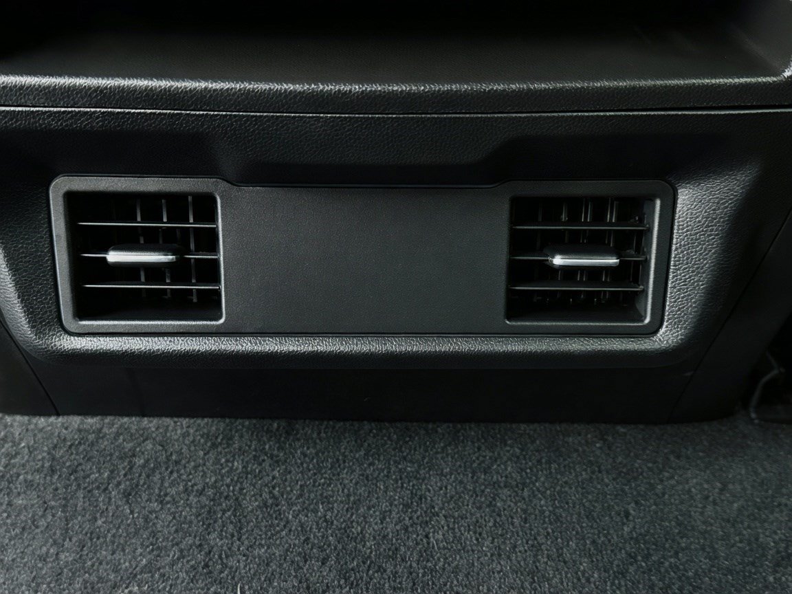 Used 2022 Chevrolet Silverado 1500 Custom RWD image 16
