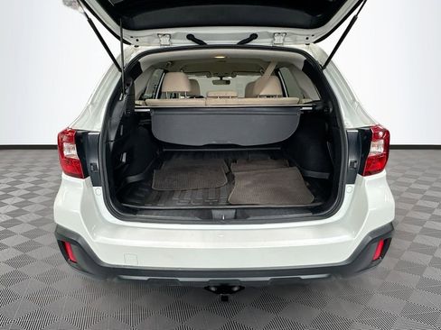 Used 2018 Subaru Outback 2.5i Premium AWD/4WD image 27