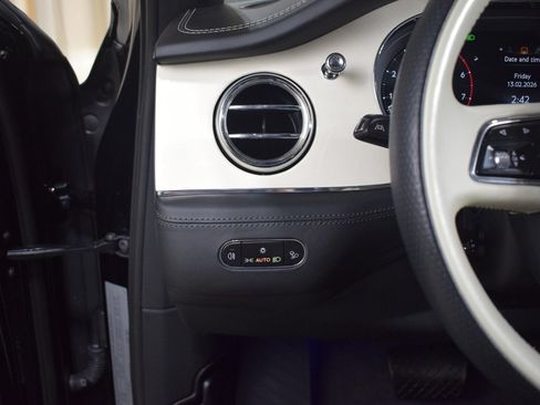 Certified 2024 Bentley Bentayga AWD/4WD image 28