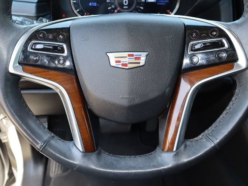 Used 2017 Cadillac Escalade Luxury AWD/4WD image 13