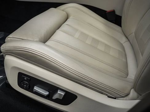 Used 2021 BMW X5 xDrive40i w/ Premium Package 2 AWD/4WD image 39