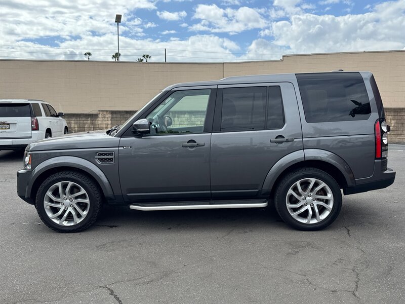 Used 2016 Land Rover LR4 HSE Silver Edition AWD/4WD image 11