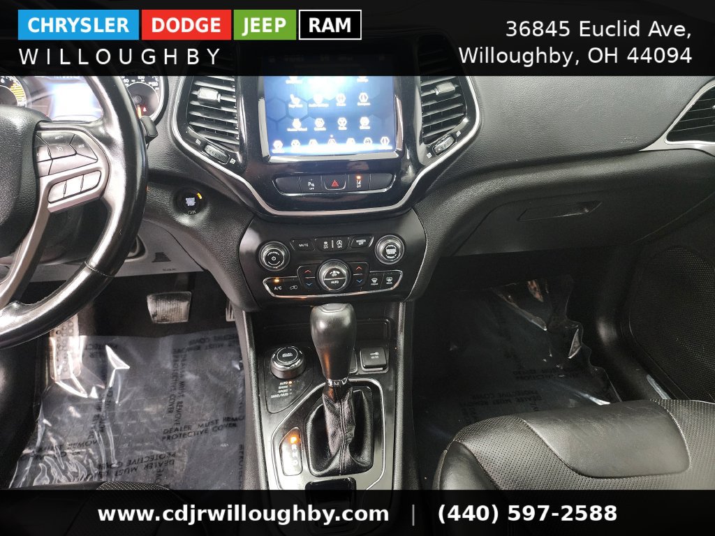 Used 2020 Jeep Cherokee Limited w/ Advanced Safety Group AWD/4WD image 20