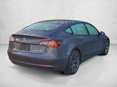 Used 2022 Tesla Model 3 Long Range AWD/4WD image 5