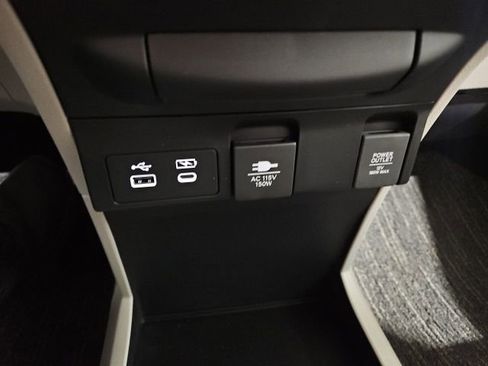 New 2026 Honda Odyssey Touring image 29