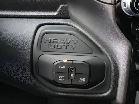New 2026 RAM 2500 Tradesman AWD/4WD image 23