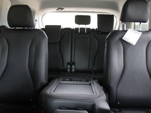 New 2026 Kia Carnival EX FWD image 58