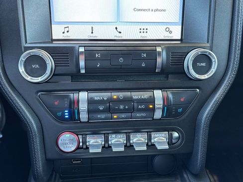 Used 2018 Ford Mustang GT Premium RWD image 49