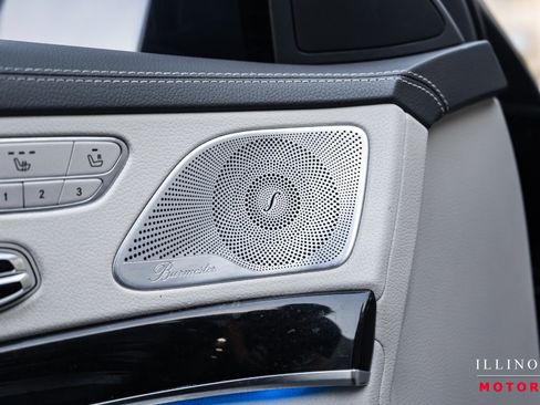 Used 2015 Mercedes-Benz S 550 Sedan w/ Premium 1 Package image 27