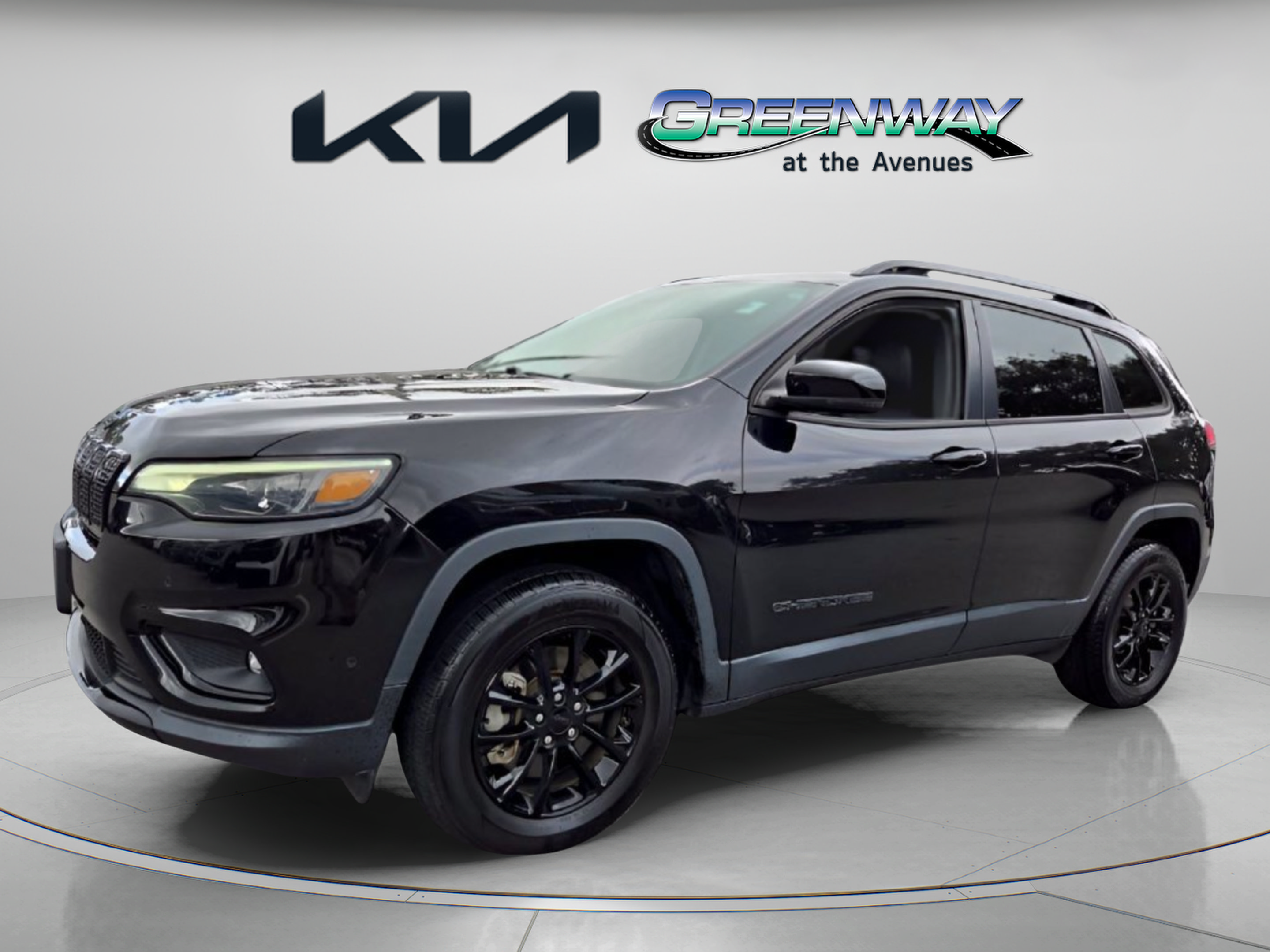 Used 2023 Jeep Cherokee Altitude Lux AWD/4WD image 3