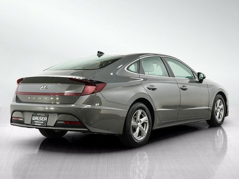 Used 2022 Hyundai Sonata SE w/ Cargo Package FWD image 5