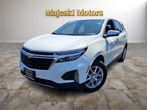 Used 2022 Chevrolet Equinox LT image 3