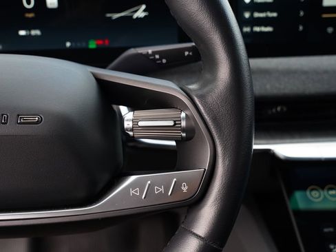 Used 2024 Lucid Air Pure RWD image 32
