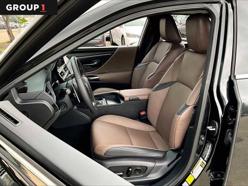 Certified 2024 Lexus ES 350 w/ Premium Package FWD image 7