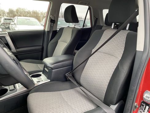 Used 2024 Toyota 4Runner SR5 image 18