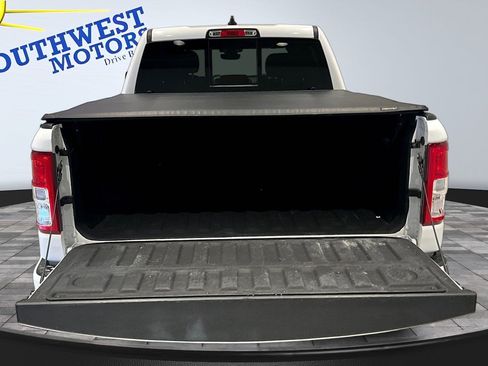 Used 2022 RAM 1500 Big Horn AWD/4WD image 7