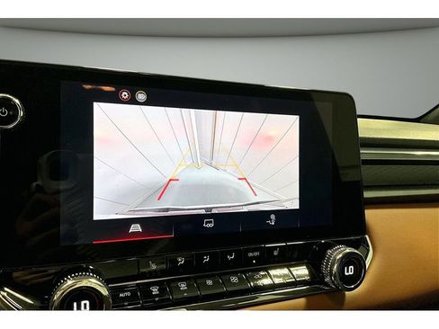 Used 2023 GMC Canyon AT4 w/ Canyon Safety Plus Package AWD/4WD image 23
