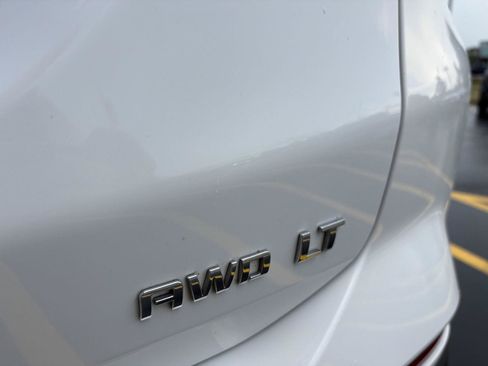 Used 2024 Chevrolet Equinox LT AWD/4WD image 7