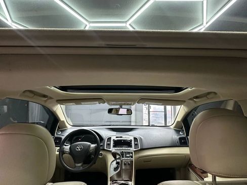 Used 2012 Toyota Venza XLE image 24