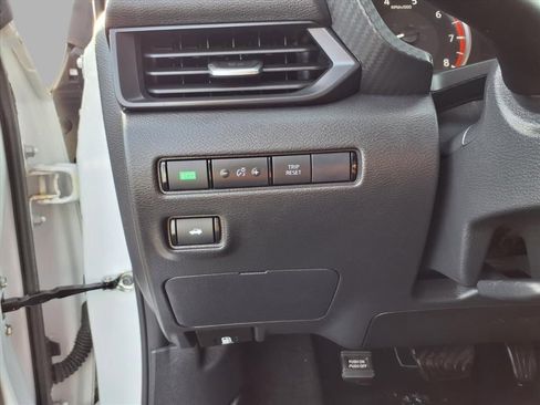 Used 2025 Nissan Sentra S image 14