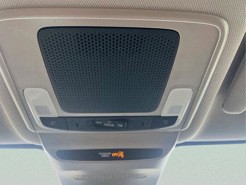 New 2026 Honda HR-V LX image 21