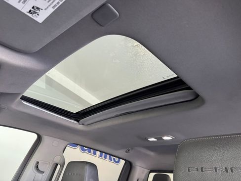 Certified 2021 GMC Sierra 1500 Denali w/ Driver Alert Package II image 23