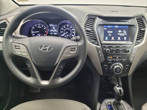 Used 2017 Hyundai Santa Fe SE image 22