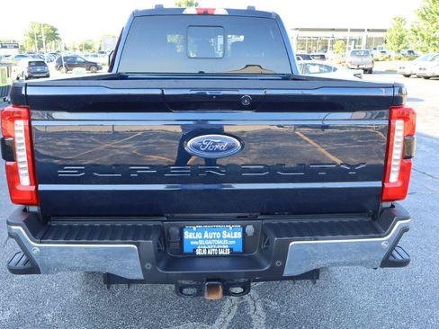 Used 2023 Ford F250 Lariat w/ Lariat Ultimate Package AWD/4WD image 6