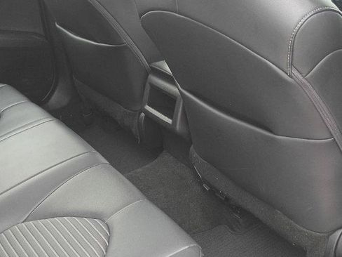 Used 2023 Toyota Camry SE FWD image 18
