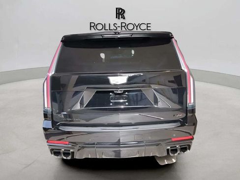 Used 2025 Cadillac Escalade V w/ LPO, ONYX Package AWD/4WD image 12