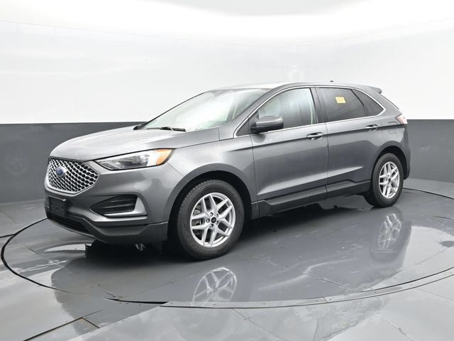 Used 2024 Ford Edge SEL AWD/4WD image 2