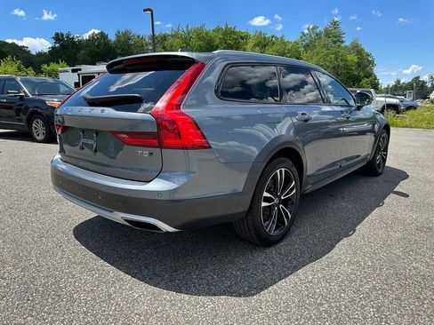 Used 2019 Volvo V90 T5 Cross Country AWD/4WD image 5