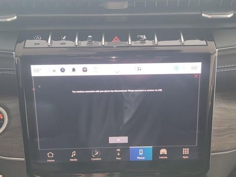 Used 2023 Jeep Grand Cherokee Limited w/ Black Appearance Package image 21