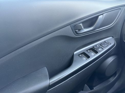 Used 2023 Hyundai Kona SEL FWD image 30