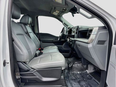 Used 2023 Ford F250 XL w/ FX4 Off-Road Package AWD/4WD image 25