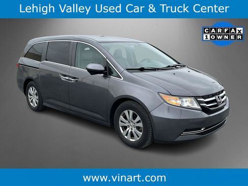 Used 2016 Honda Odyssey SE image 1
