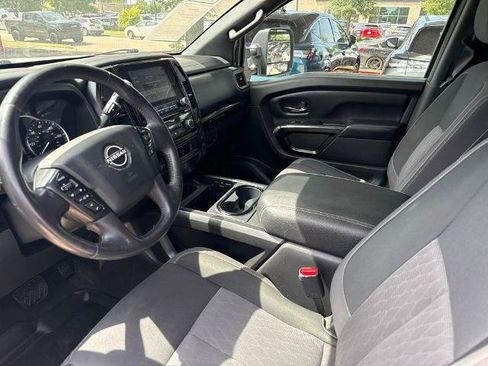 Certified 2023 Nissan Titan SV w/ SV Convenience Package AWD/4WD image 10