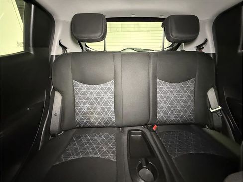 Used 2021 Chevrolet Spark LT image 27