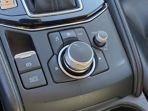 Used 2020 MAZDA CX-5 Touring image 19