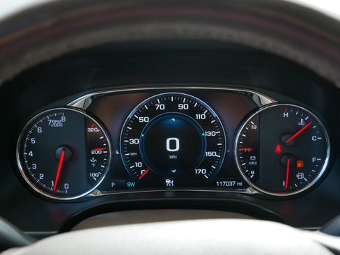 Used 2018 GMC Acadia Denali w/ Technology Package AWD/4WD image 22