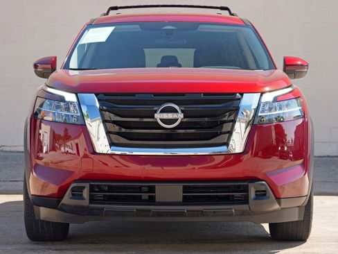 Used 2022 Nissan Pathfinder SV image 6