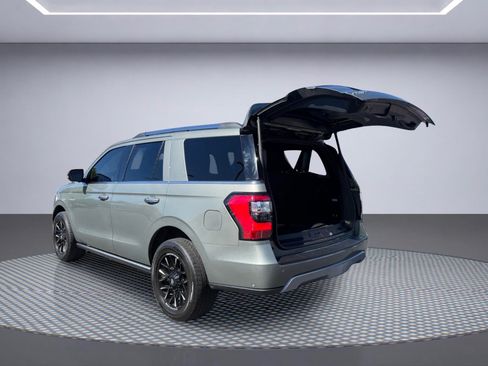 Used 2019 Ford Expedition Limited w/ Equipment Group 302A AWD/4WD image 8
