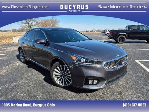 Used 2017 Kia Cadenza Technology image 1