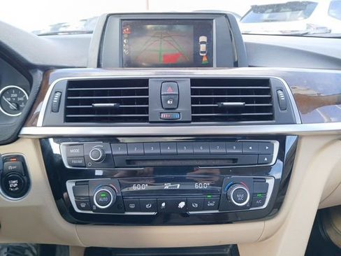 Used 2016 BMW 320i Sedan image 22