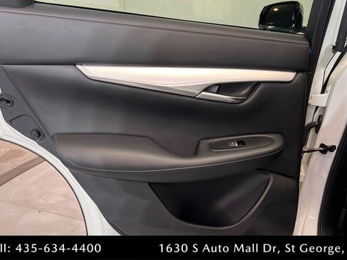 Used 2021 INFINITI QX50 Essential w/ Convenience Package image 18