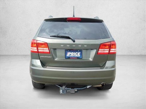 Used 2016 Dodge Journey SE w/ Flexible Seating Group FWD image 12