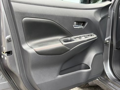 Certified 2025 Nissan Versa SR w/ Trunk Package FWD image 24