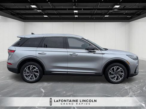 Certified 2023 Lincoln Corsair AWD w/ Equipment Group 101A image 6